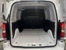 Vauxhall Combo 1.5 Turbo D 2300 Pro Panel Van 5dr Diesel Manual SWB Euro 6 (s/s) (100 ps) - U3688