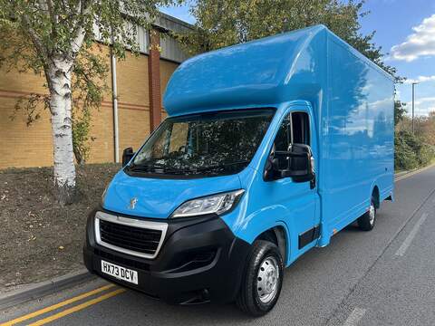 Peugeot Boxer 2.2 BlueHDi 335 Professional Panel Van 5dr Diesel Manual L3 H2 Euro 6 (s/s) (140 ps)