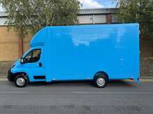 Peugeot Boxer 2.2 BlueHDi 335 Professional Premium + Platform Cab 2dr Diesel Manual L3 Euro 6 (s/s) (140 ps) 2.2 - U3693