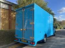 Peugeot Boxer 2.2 BlueHDi 335 Professional Premium + Platform Cab 2dr Diesel Manual L3 Euro 6 (s/s) (140 ps) 2.2 - U3693
