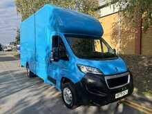 Peugeot Boxer 2.2 BlueHDi 335 Professional Premium + Platform Cab 2dr Diesel Manual L3 Euro 6 (s/s) (140 ps) 2.2 - U3693