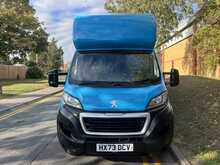 Peugeot Boxer 2.2 BlueHDi 335 Professional Premium + Platform Cab 2dr Diesel Manual L3 Euro 6 (s/s) (140 ps) 2.2 - U3693