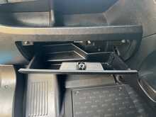 Peugeot Boxer 2.2 BlueHDi 335 Professional Premium + Platform Cab 2dr Diesel Manual L3 Euro 6 (s/s) (140 ps) 2.2 - U3693