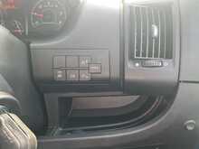 Peugeot Boxer BlueHDi 335 Professional Premium + 2.2 2dr Luton Manual Diesel - U3697