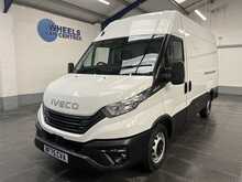 Iveco Daily 2.3D HPI 14V 35S 3520 Panel Van 5dr Diesel HiMatic MWB H2 Euro 6 (s/s) (136 ps) - U3699
