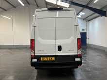 Iveco Daily 2.3D HPI 14V 35S 3520 Panel Van 5dr Diesel HiMatic MWB H2 Euro 6 (s/s) (136 ps) - U3699
