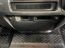 Iveco Daily 2.3D HPI 14V 35S 3520 Panel Van 5dr Diesel HiMatic MWB H2 Euro 6 (s/s) (136 ps) - U3699