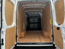 Iveco Daily 2.3D HPI 14V 35S 3520 Panel Van 5dr Diesel HiMatic MWB H2 Euro 6 (s/s) (136 ps) - U3699