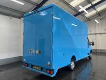 Peugeot Boxer 2.2 BlueHDi 335 Professional Premium + Platform Cab 2dr Diesel Manual L3 Euro 6 (s/s) (140 ps) - U3717