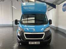 Peugeot Boxer 2.2 BlueHDi 335 Professional Premium + Platform Cab 2dr Diesel Manual L3 Euro 6 (s/s) (140 ps) - U3717