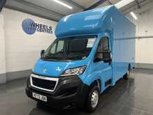 Peugeot Boxer 2.2 BlueHDi 335 Professional Premium + Platform Cab 2dr Diesel Manual L3 Euro 6 (s/s) (140 ps) - U3728
