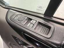 Ford Tourneo Custom Tourneo Custom 2.0 320 EcoBlue MHEV Titanium L2 Euro 6 (s/s) 5dr - U376