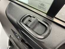 Ford Transit Custom Transit Custom 2.0 300 EcoBlue Leader L2 H2 Euro 6 (s/s) 5dr - U387