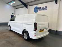Ford Transit Custom Transit Custom 2.0 300 EcoBlue Limited L1 H1 Euro 6 (s/s) 5dr - U397