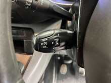 Peugeot Expert Expert 2.0 BlueHDi 1400 Professional Premium Standard Panel Van MWB Euro 6 (s/s) 6dr - U409