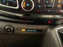 Ford Transit Custom Transit Custom 2.0 340 EcoBlue MHEV Limited L1 H2 Euro 6 (s/s) 5dr - U444