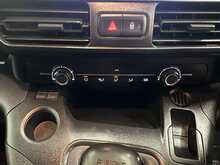 Toyota PROACE CITY PROACE CITY 1.5 BlueHDi Active Short Panel Van SWB Euro 6 (s/s) 5dr - U521