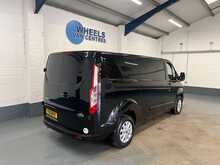 Ford Transit Custom Transit Custom 2.0 300 EcoBlue Limited Auto L2 H1 Euro 6 (s/s) 5dr - U662