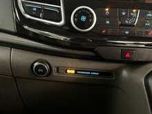 Ford Transit Custom Transit Custom 2.0 300 EcoBlue Limited Auto L2 H1 Euro 6 (s/s) 5dr - U662