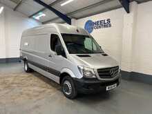 Mercedes-Benz Sprinter Sprinter 2.1 514 CDi BlueEFFICIENCY Panel Van 5dr Diesel Manual RWD L3 H3 (140 bhp) - U676