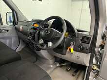Mercedes-Benz Sprinter Sprinter 2.1 514 CDi BlueEFFICIENCY Panel Van 5dr Diesel Manual RWD L3 H3 (140 bhp) - U676