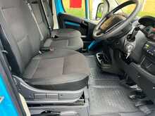 Peugeot Boxer 2.2 BlueHDi 335 S Platform Cab L3 Euro 6 (s/s) 2dr - U683