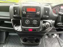 Peugeot Boxer 2.2 BlueHDi 335 S Platform Cab L3 Euro 6 (s/s) 2dr - U683
