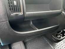 Peugeot Boxer 2.2 BlueHDi 335 S Platform Cab L3 Euro 6 (s/s) 2dr - U683