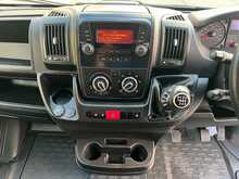 Peugeot Boxer Boxer 2.2 BlueHDi 335 Professional Premium + Platform Cab L3 Euro 6 (s/s) 2dr - U686