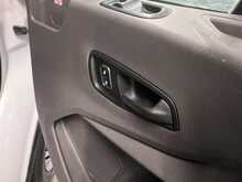 Ford Transit Transit 2.0 350 EcoBlue HD Leader RWD L4 Euro 6 (s/s) 2dr (DRW) - U714