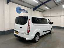 Ford Transit Custom Transit Custom 2.0 320 EcoBlue Trend Kombi L2 H1 Euro 6 (s/s) 5dr - U740