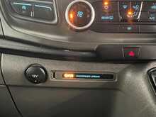 Ford Transit Custom Transit Custom 2.0 320 EcoBlue Trend Kombi L2 H1 Euro 6 (s/s) 5dr - U740