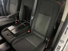 Ford Transit Custom Transit Custom 2.0 320 EcoBlue Trend Kombi L2 H1 Euro 6 (s/s) 5dr - U740