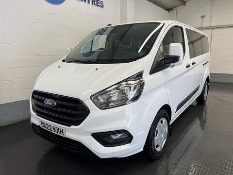 Ford Transit Custom 320 EcoBlue 130 BHP L2 HIGH ROOF TREND AUTOMATIC 9 SEATER MINIBUS 2.0 5dr Combi Van Automatic Diesel 2.0 5dr Minibus Automatic Diesel