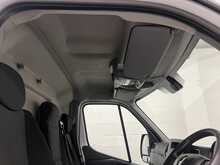 Renault Master Master 2.3 dCi 35 Business+ FWD LWB Medium Roof Euro 6 4dr - U749