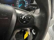 Ford Transit Transit 2.0 350 EcoBlue RWD L4 H1 Euro 6 4dr (DRW) - U793