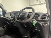 Iveco Daily Daily 2.3D HPI 14V 35C 3750 L3 Euro 6 (s/s) 4dr (DRW) - U794