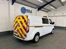 Ford Transit Custom Transit Custom 2.0 320 EcoBlue Limited Crew Van L2 H1 Euro 6 (s/s) 5dr - U798