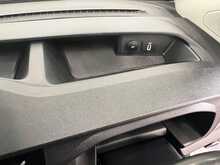 Ford Transit Custom Transit Custom 2.0 320 EcoBlue Limited Crew Van L2 H1 Euro 6 (s/s) 5dr - U798