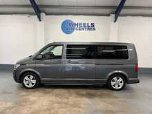 Volkswagen Transporter Shuttle Transporter Shuttle 2.0 TDI SE DSG LWB Euro 6 (s/s) 5dr - U834