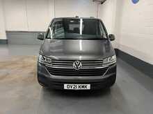 Volkswagen Transporter Shuttle Transporter Shuttle 2.0 TDI SE DSG LWB Euro 6 (s/s) 5dr - U834