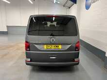 Volkswagen Transporter Shuttle Transporter Shuttle 2.0 TDI SE DSG LWB Euro 6 (s/s) 5dr - U834