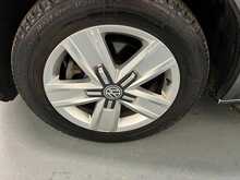 Volkswagen Transporter Shuttle Transporter Shuttle 2.0 TDI SE DSG LWB Euro 6 (s/s) 5dr - U834