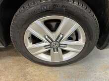 Volkswagen Transporter Shuttle Transporter Shuttle 2.0 TDI SE DSG LWB Euro 6 (s/s) 5dr - U834