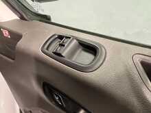 Ford Transit Transit 2.0 350 EcoBlue Leader RWD L3 Euro 6 (s/s) 4dr - U838