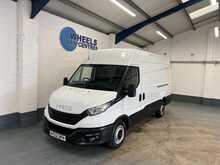 Iveco Daily Daily 2.3D HPI 14V 35S 3520 HiMatic MWB H2 Euro 6 (s/s) 5dr - U839
