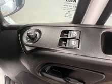 Iveco Daily Daily 2.3D HPI 14V 35S 3520 HiMatic MWB H2 Euro 6 (s/s) 5dr - U839