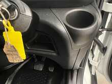 Iveco Daily Daily 2.3D HPI 14V 35S 3520 HiMatic MWB H2 Euro 6 (s/s) 5dr - U839