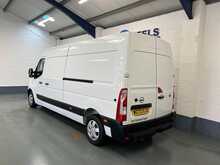 Nissan Interstar Interstar 2.3 dCi 35 Tekna FWD L3 H2 Euro 6 4dr - U848