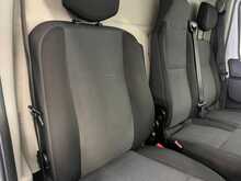 Nissan Interstar Interstar 2.3 dCi 35 Tekna FWD L3 H2 Euro 6 4dr - U848